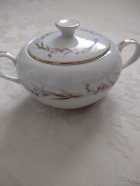 Japan Flower Painted Prestige Sugar Bowl With Lid Two handles